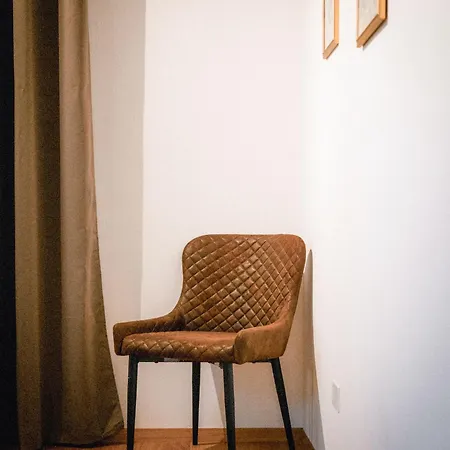 Bergblick In Zentrumsnaehe Mit Garage