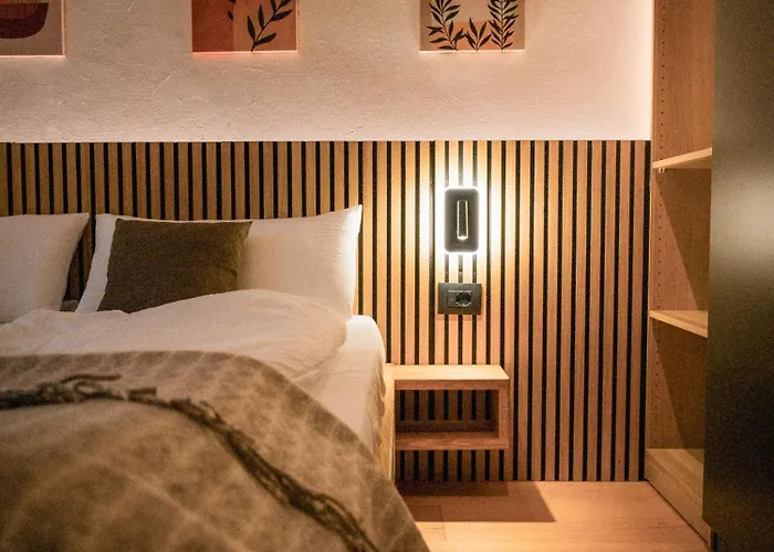 Bergblick In Zentrumsnaehe Mit Garage Appartamento