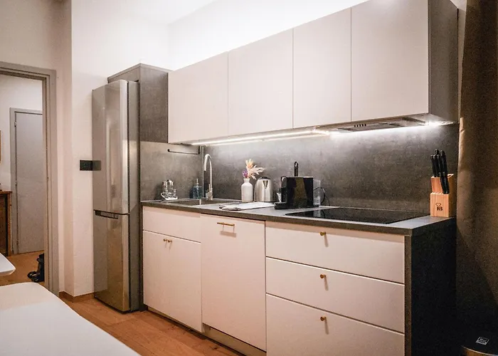 Bergblick In Zentrumsnaehe Mit Garage * Merano