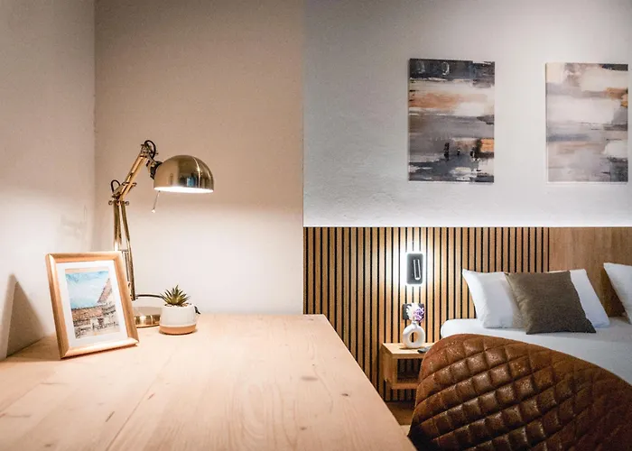 Bergblick In Zentrumsnaehe Mit Garage 公寓 梅拉诺