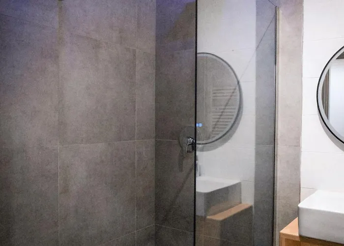 公寓 Bergblick In Zentrumsnaehe Mit Garage 梅拉诺