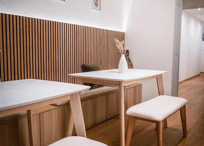 Bergblick In Zentrumsnaehe Mit Garage