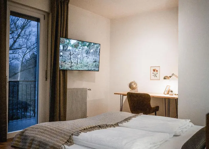 Bergblick In Zentrumsnaehe Mit Garage Appartamento *