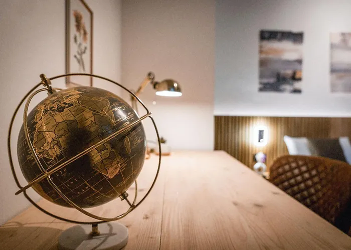 Bergblick In Zentrumsnaehe Mit Garage 公寓 *