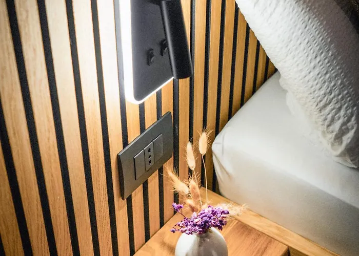 Bergblick In Zentrumsnaehe Mit Garage Appartamento Merano